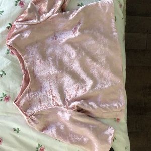 Shiny velvet pink shirt